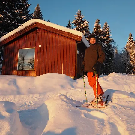 Деревянный коттедж With Great View Close To Town And Area