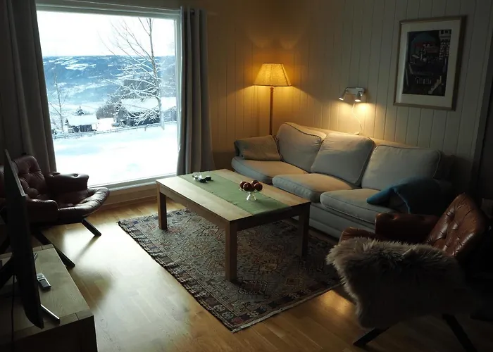 With Great View Close To Town And Area Lillehammer